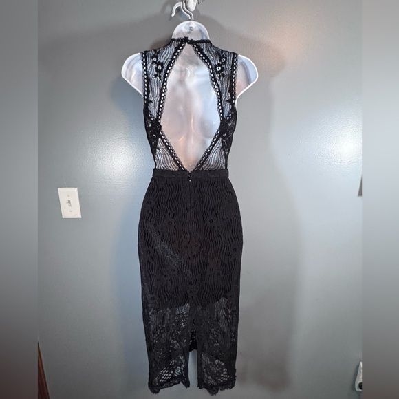Alexia Black Lace Open Back Midi Dress – Size M - Picture 5 of 15